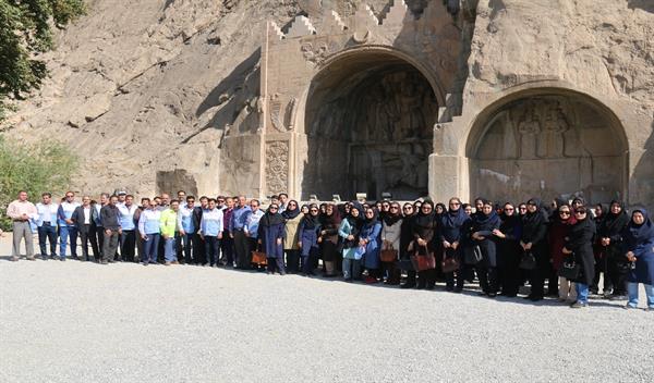 پاکسازی محوطه تاریخی طاق بستان توسط بازرسان بهداشت محیط 10