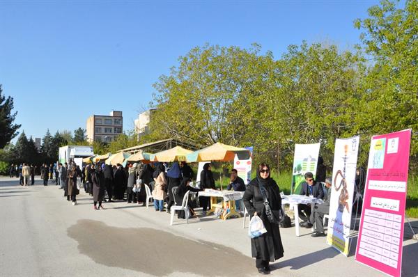 برپایی تیم سیار سلامت ارائه دهنده خدمات بهداشتی اولیه در محل همایش ورزش و صبحانه سالم(مجموعه ورزشی کوثر) 17