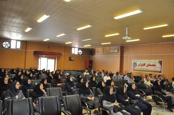 برگزاری جلسه آموزشی در خصوص برنامه های کنترلی در ایام محرم واربعین حسینی در مرکز بهداشت شهرستان کرمانشاه  3