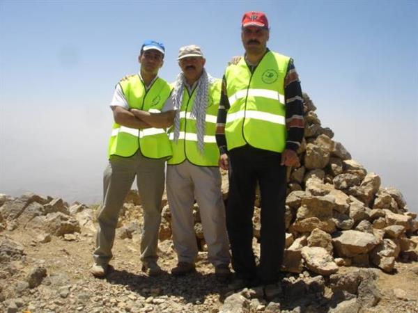 صعود پرسنل بهداشت محیط شهرستان کرمانشاه درسال1389به ارتفاعات دالاخانی 13