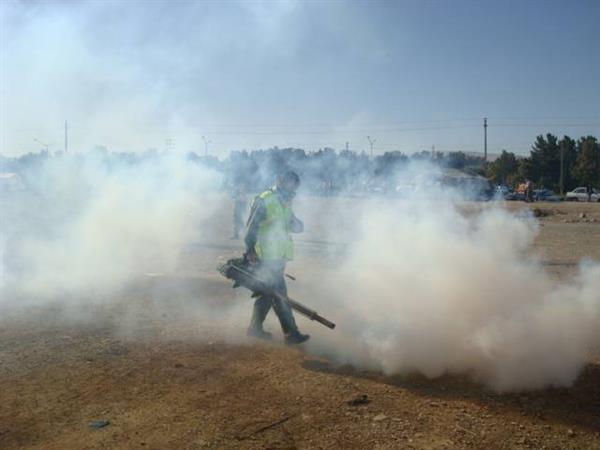 بهداشت محیط شهرستان کرمانشاه درهفته بلایای طبیعی سال1389 21