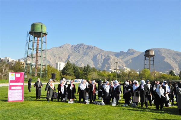 برپایی تیم سیار سلامت ارائه دهنده خدمات بهداشتی اولیه در محل همایش ورزش و صبحانه سالم(مجموعه ورزشی کوثر) 25