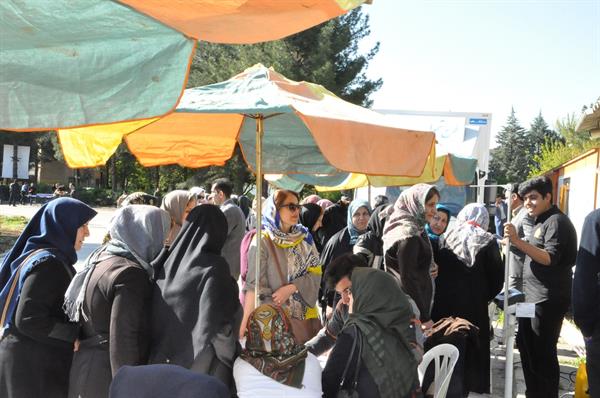 برپایی تیم سیار سلامت ارائه دهنده خدمات بهداشتی اولیه در محل همایش ورزش و صبحانه سالم(مجموعه ورزشی کوثر) 35