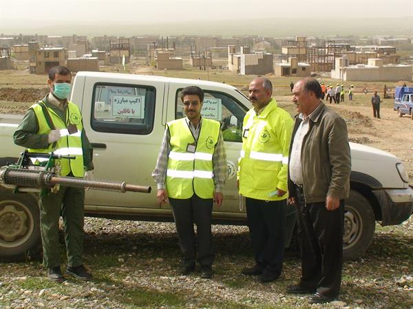 بهداشت محیط شهرستان کرمانشاه درهفته بلایای طبیعی سال1389 7