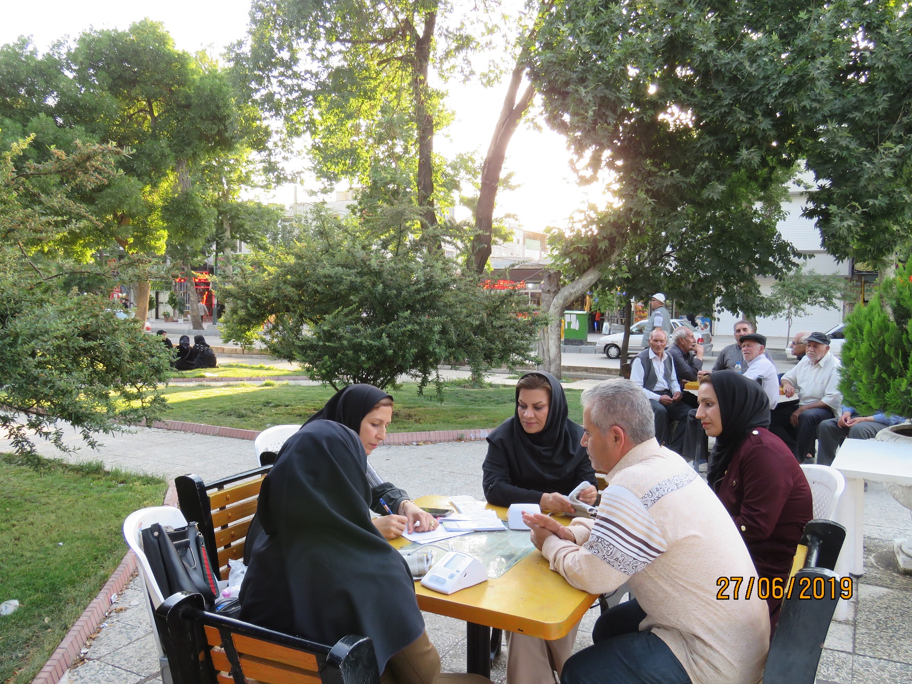استقرار تیمها سیار در ایام تعطیل در سطح شهر کرمانشاه 8