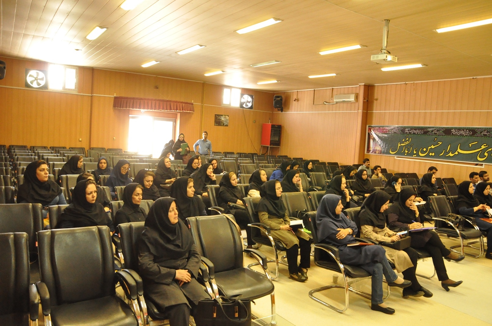 برگزاری کارگاه آموزشی هفته سالمند