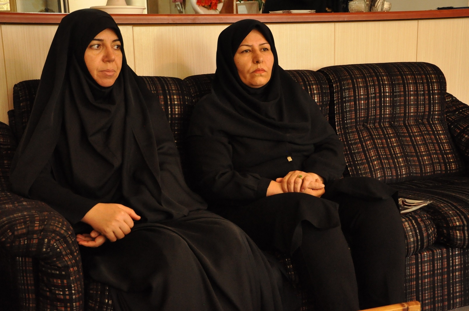 دیدار مسئولان مرکز بهداشت شهرستان  با خانواده شهدا 4