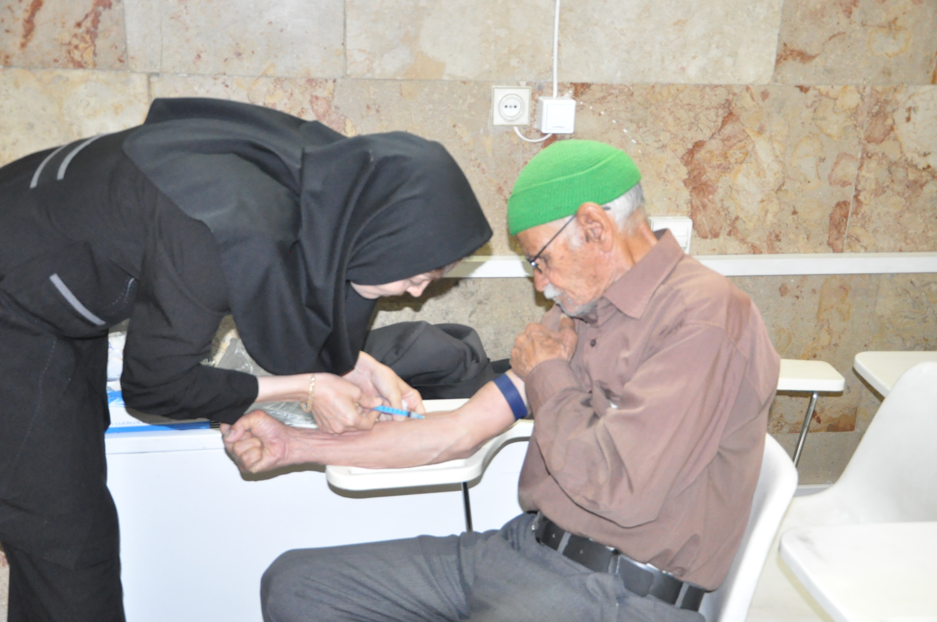 برنامه های  آخرین روز از هفته سالمند  1