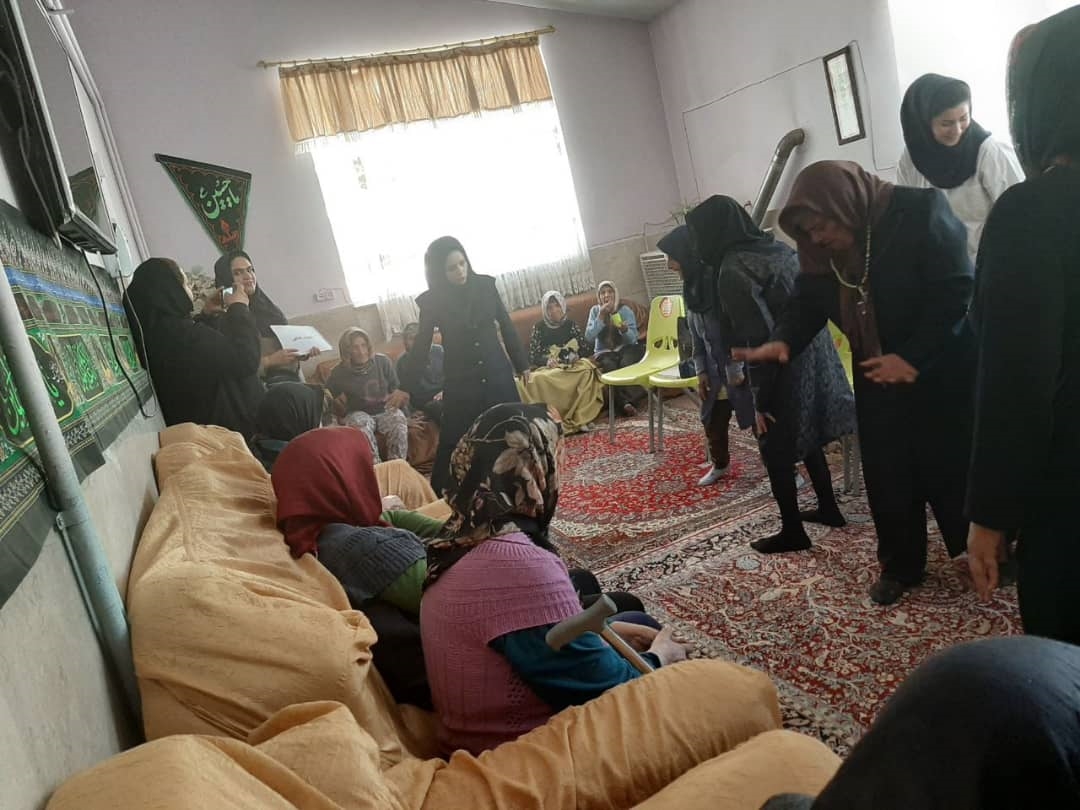 برگزاری برنامه بازدید از آسایشگاههای سالمندان روزانه وشبانه 5