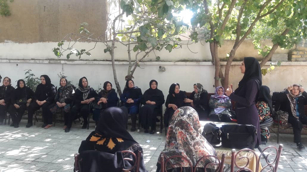 برگزاری برنامه بازدید از آسایشگاههای سالمندان روزانه وشبانه 8