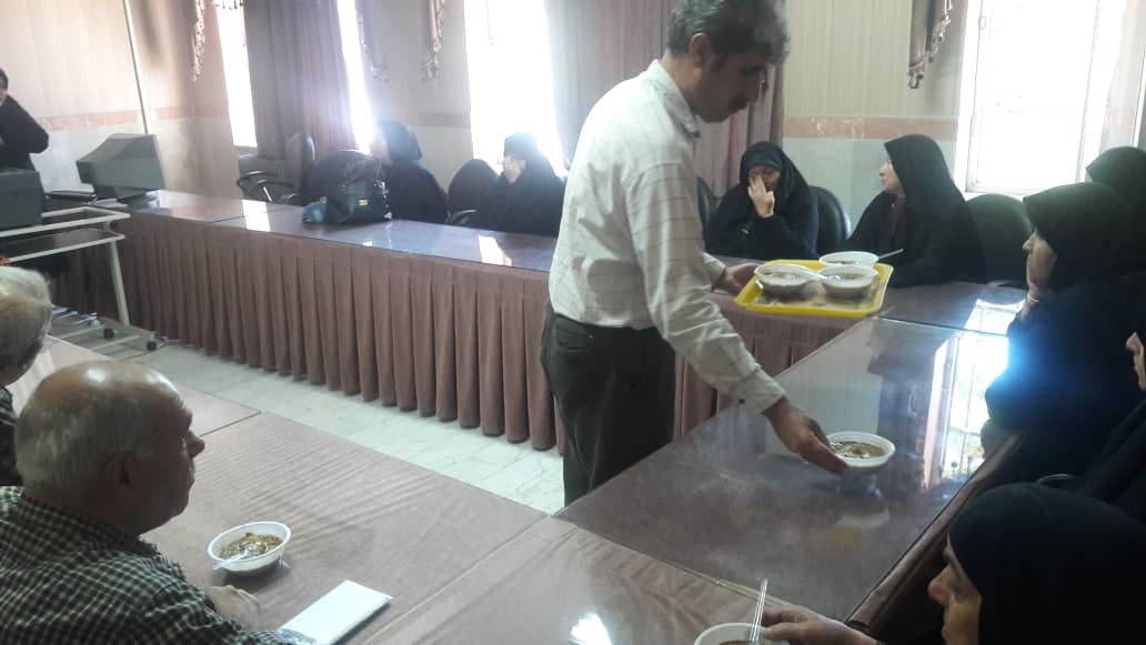 برگزاری جشنواره غذا وتوزیع صبحانه سالم: 8