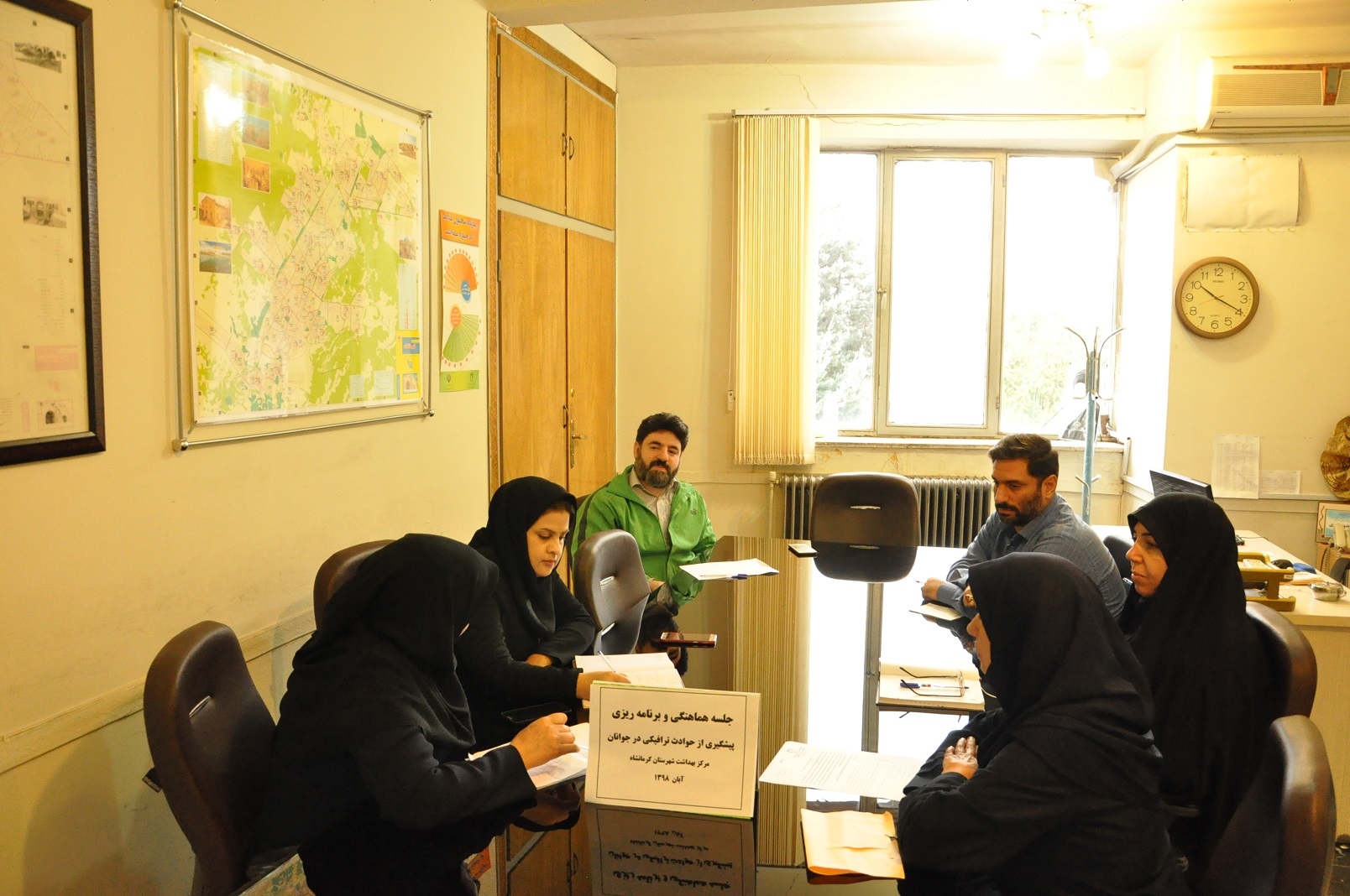 جلسه هماهنگی و برنامه ریزی در خصوص پیشگیری از حوادث ترافیکی در جوانان  1