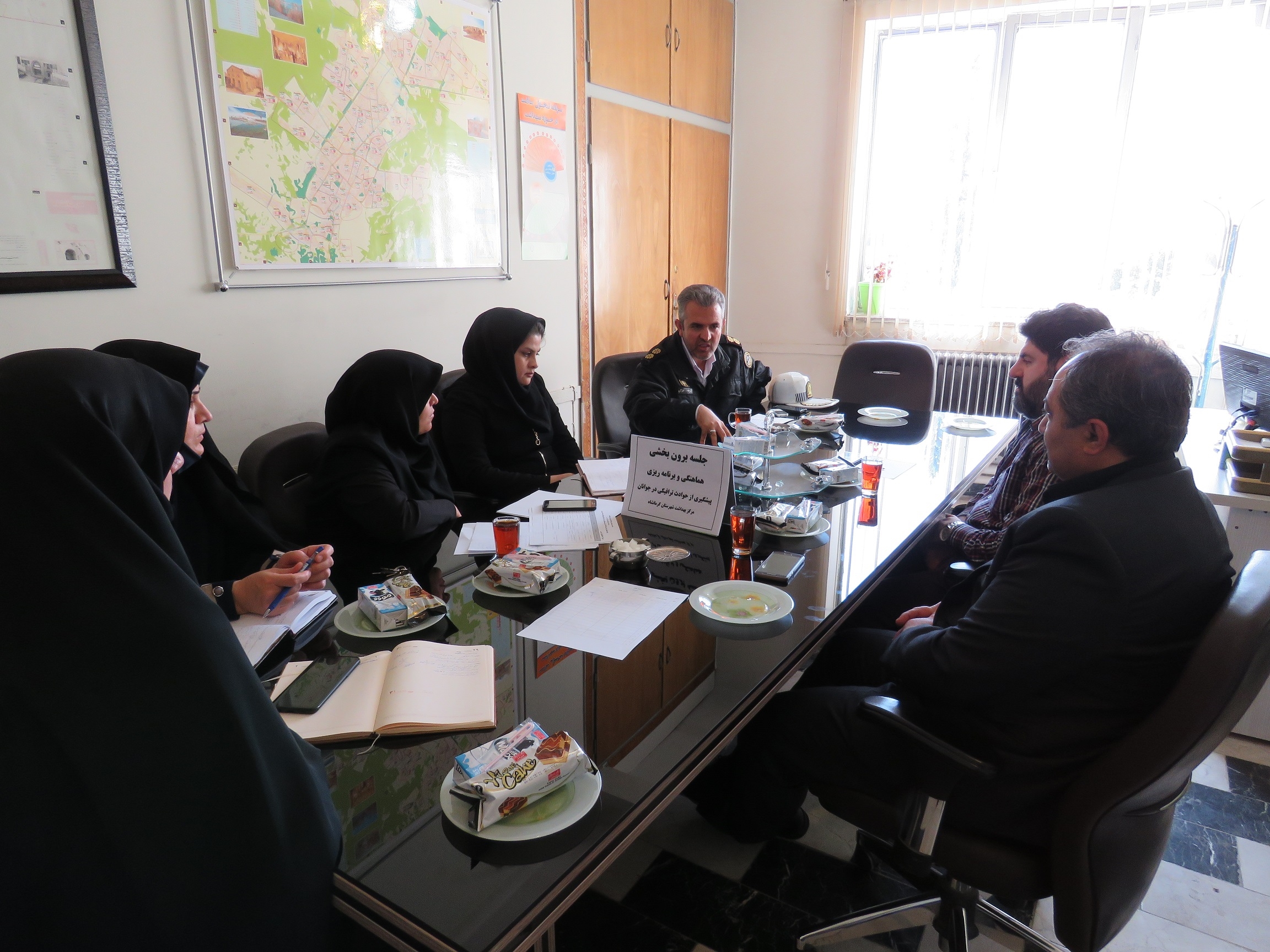 جلسه هماهنگی و برنامه ریزی در خصوص پیشگیری از حوادث ترافیکی در جوانان  2