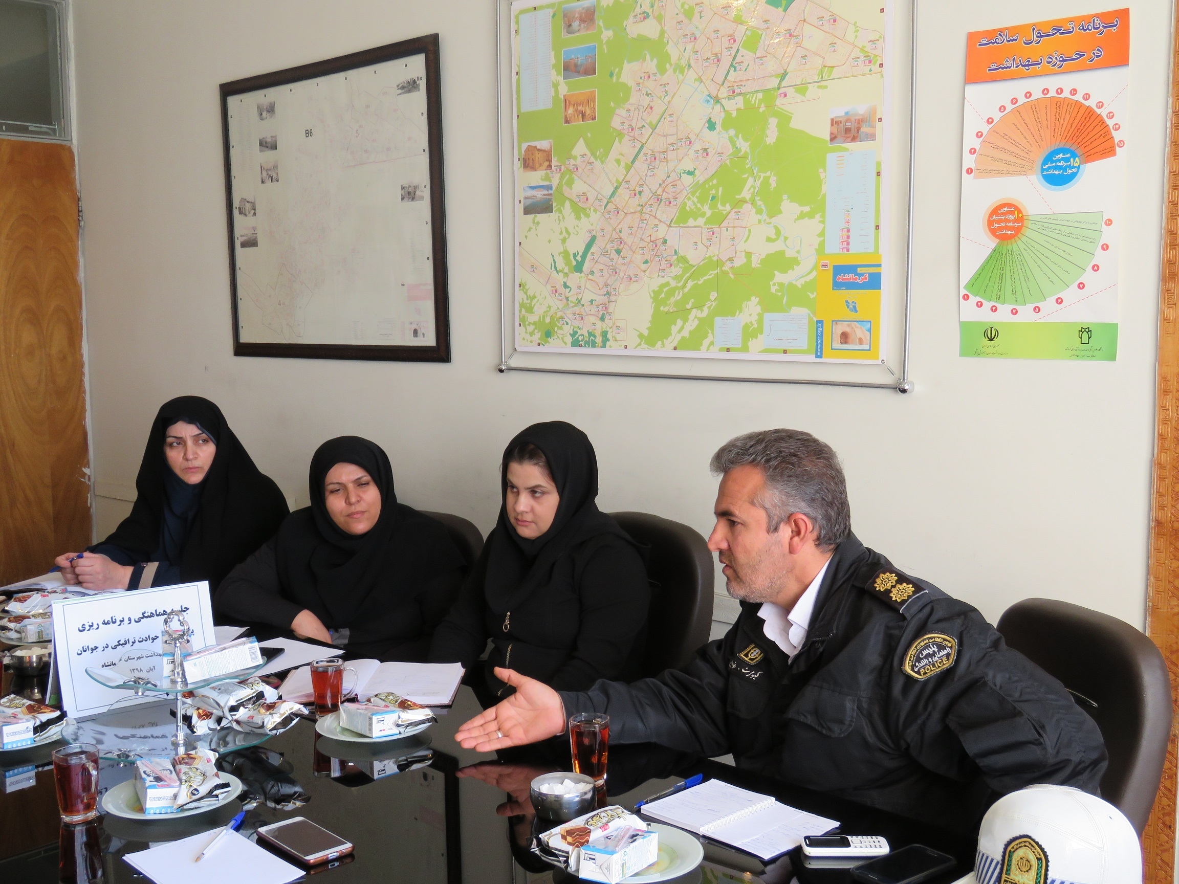 جلسه هماهنگی و برنامه ریزی در خصوص پیشگیری از حوادث ترافیکی در جوانان  4