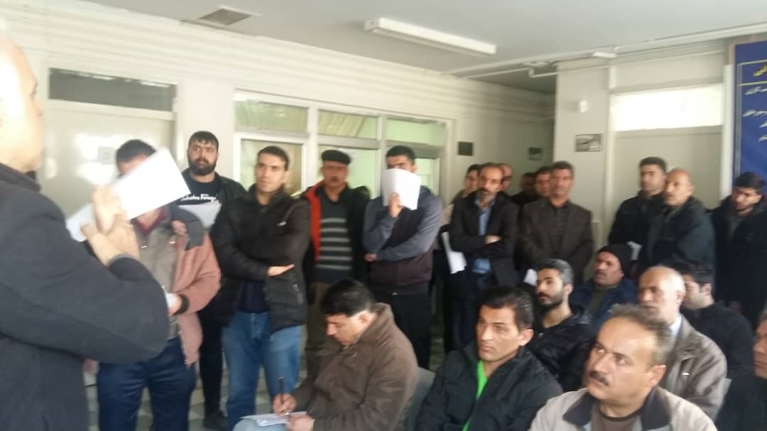 برگزاری جلسه آموزشی درخصوص کرونا درمحل کلینیک طب کار منزه در تاریخ 27 بهمن 1398