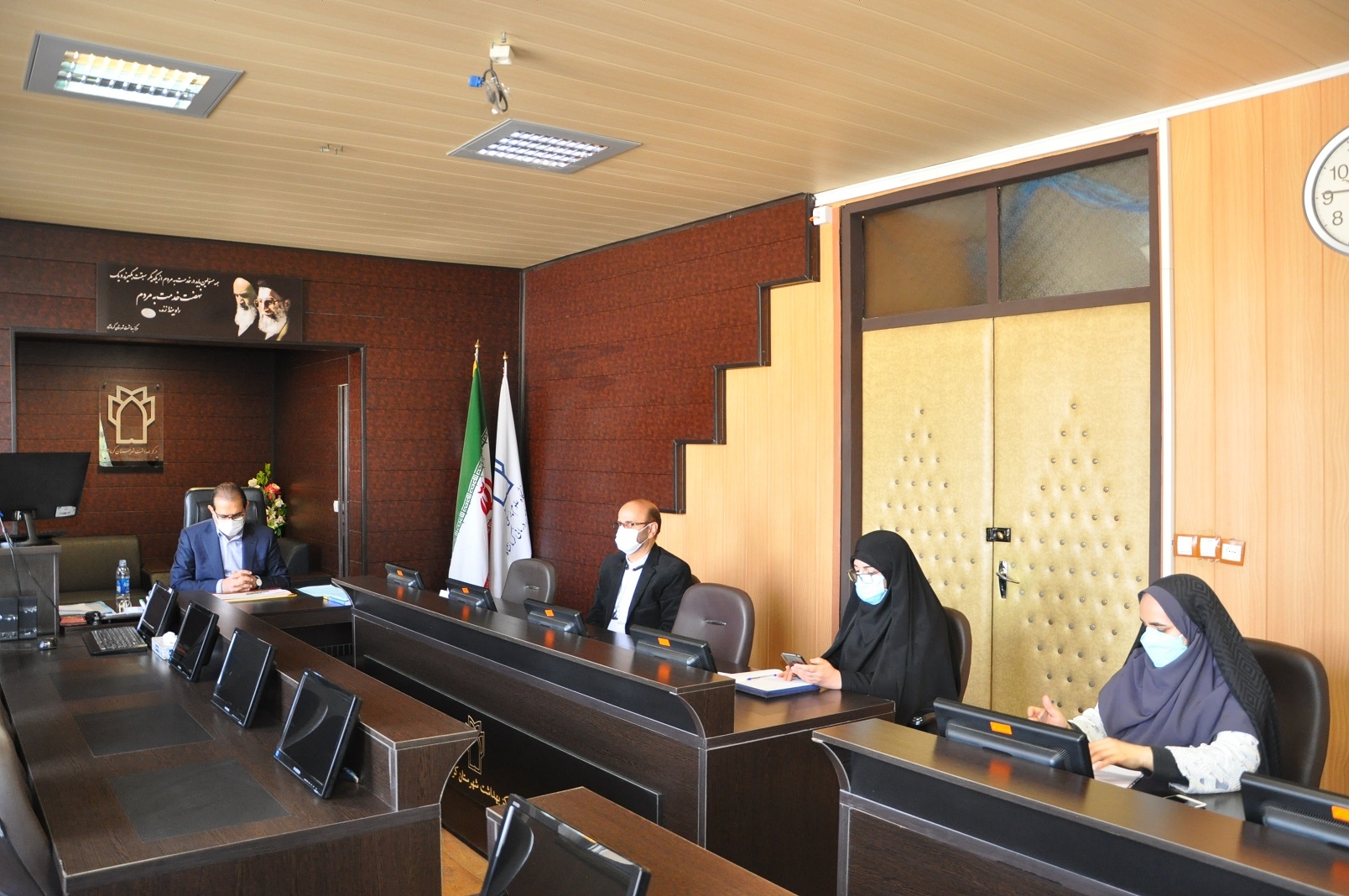 اتاق دکتر 400-1-19 3