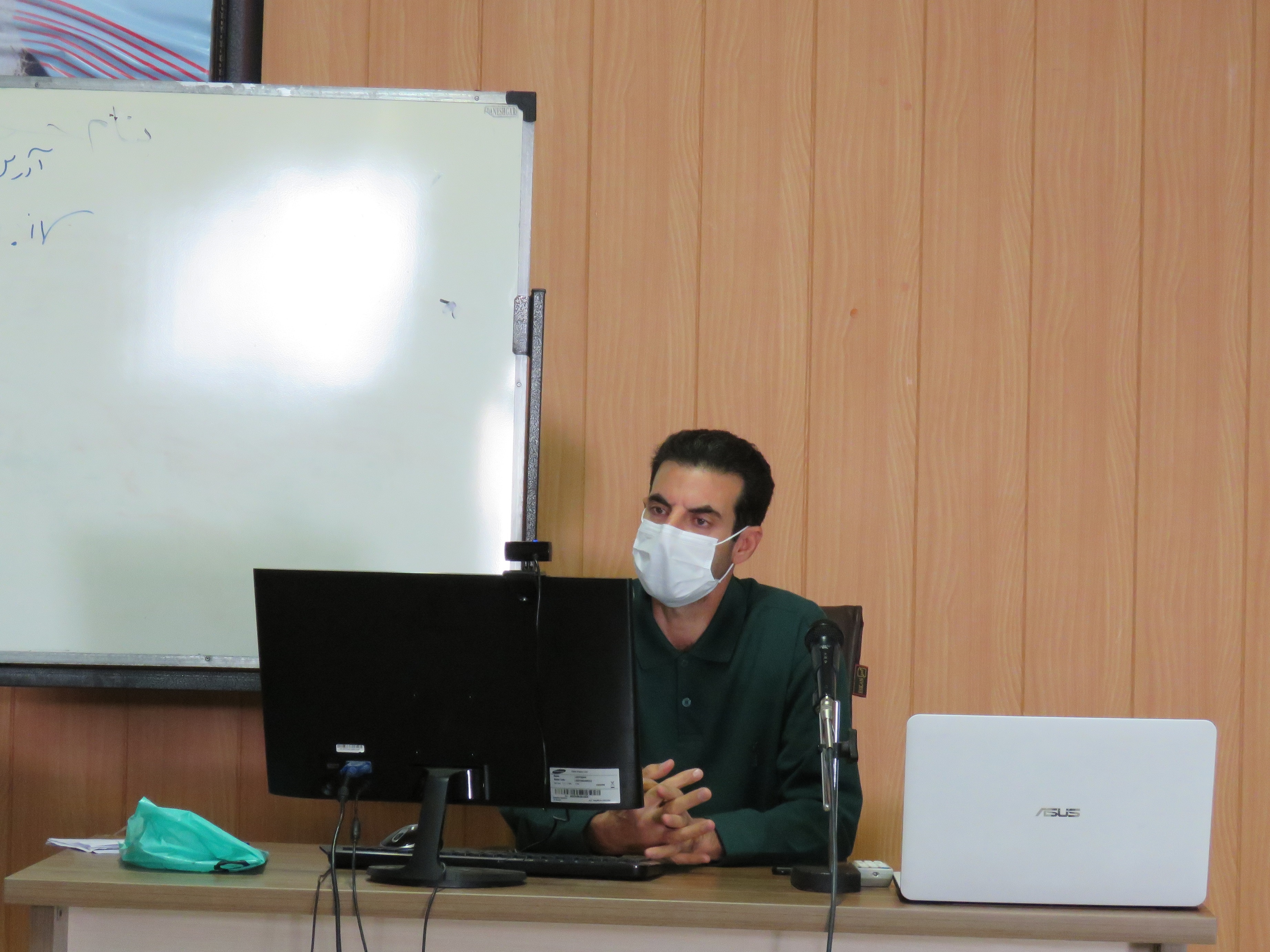 وبینار 400-8-4 4