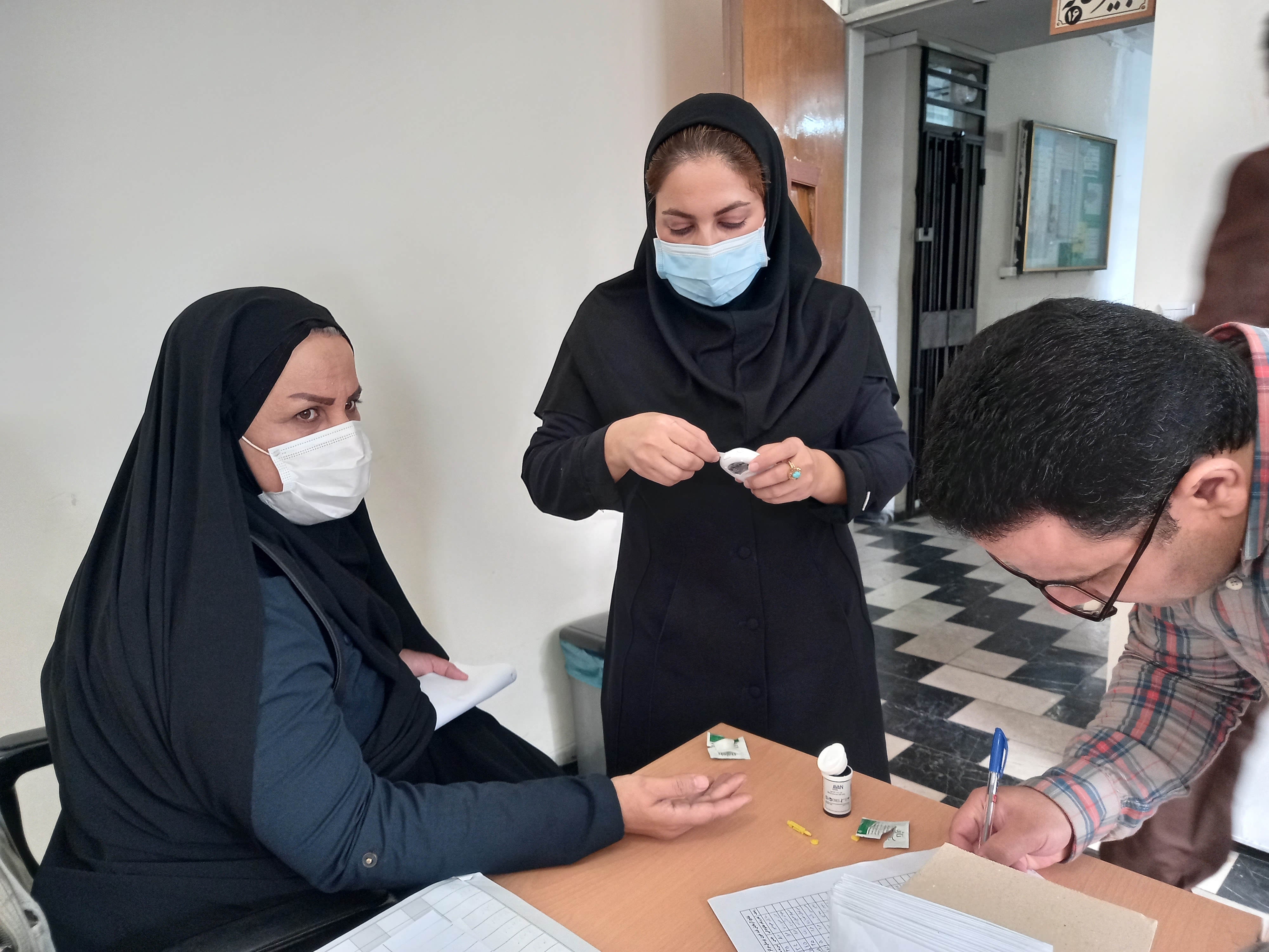 تست قند خون  8