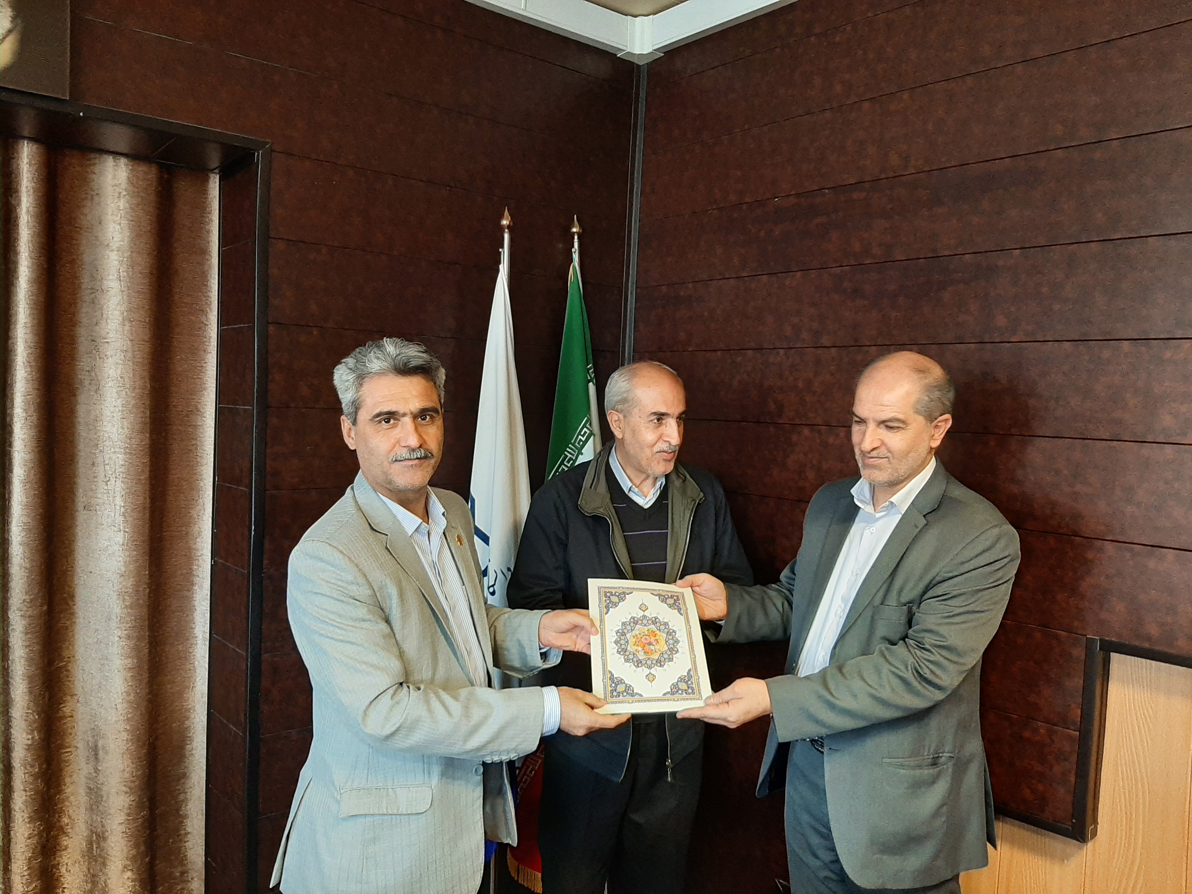 دکتر نادری  1